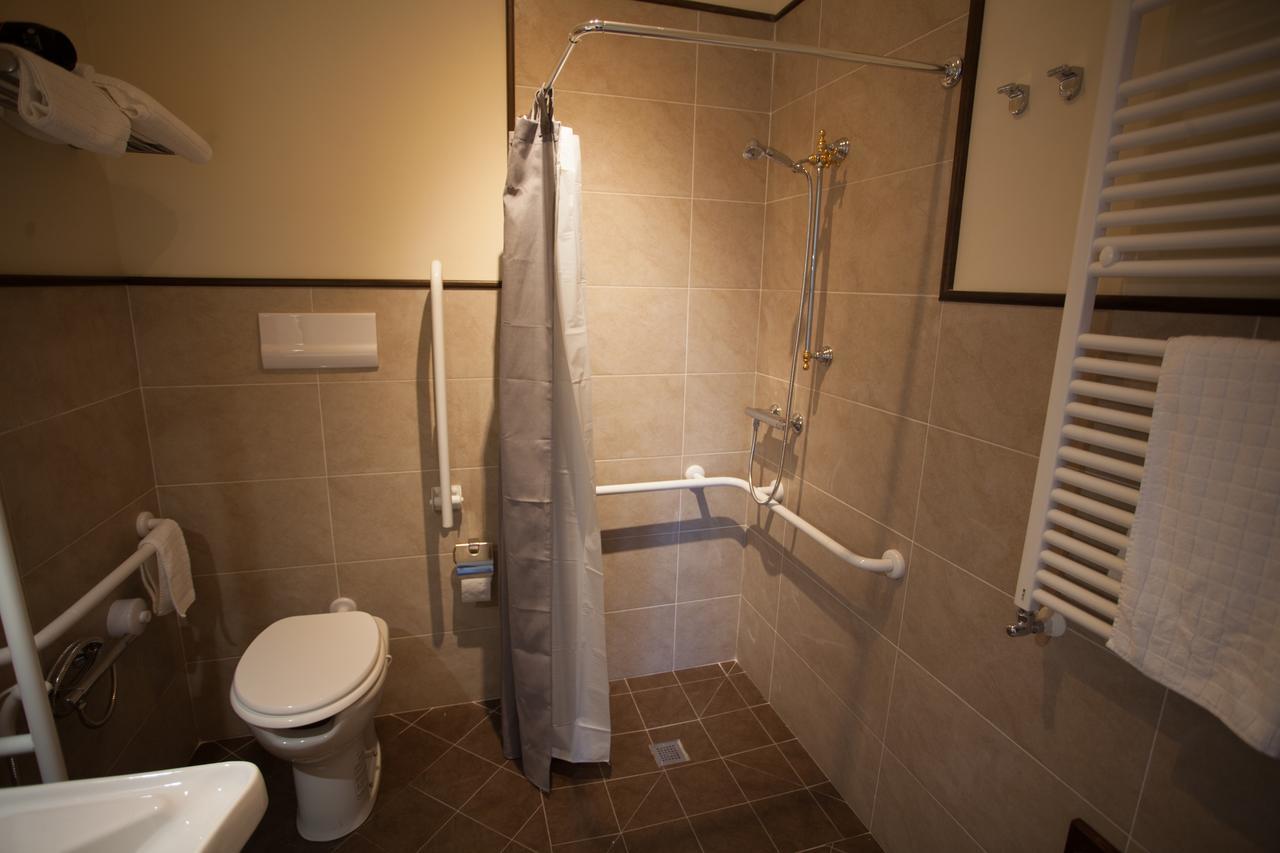 Le Stanze Del Capotreno Bed & Breakfast Bagheria Eksteriør bilde